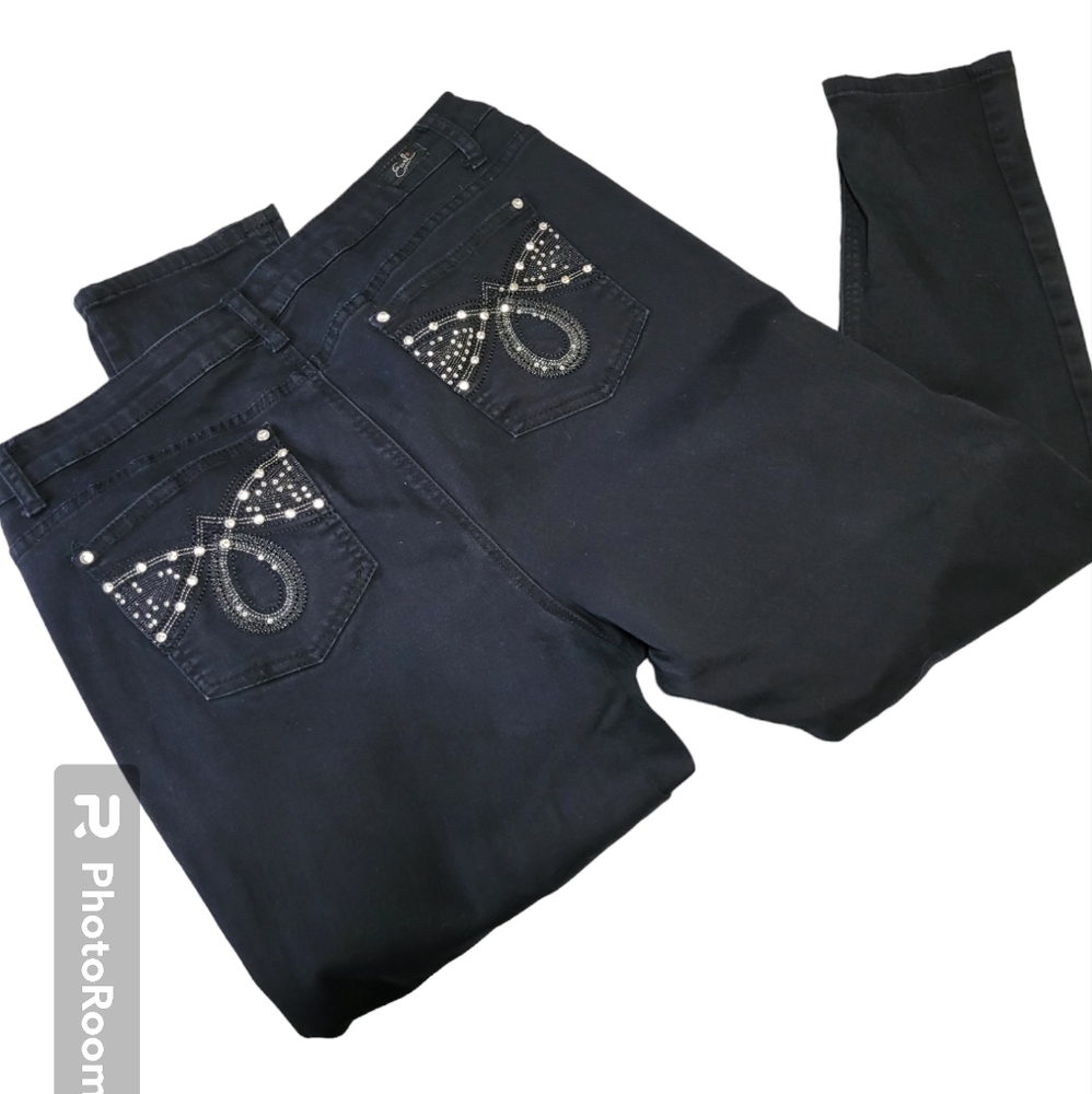 Earl Jeans, Black with Rhinestones, size 20W Skinny Jeans, dark wash‎